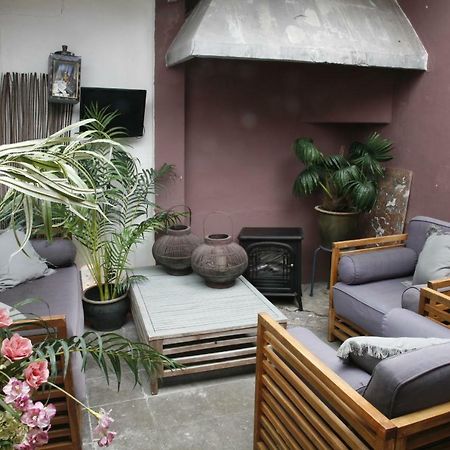 Bed and Breakfast Downtown46 Bergen op Zoom Exterior foto